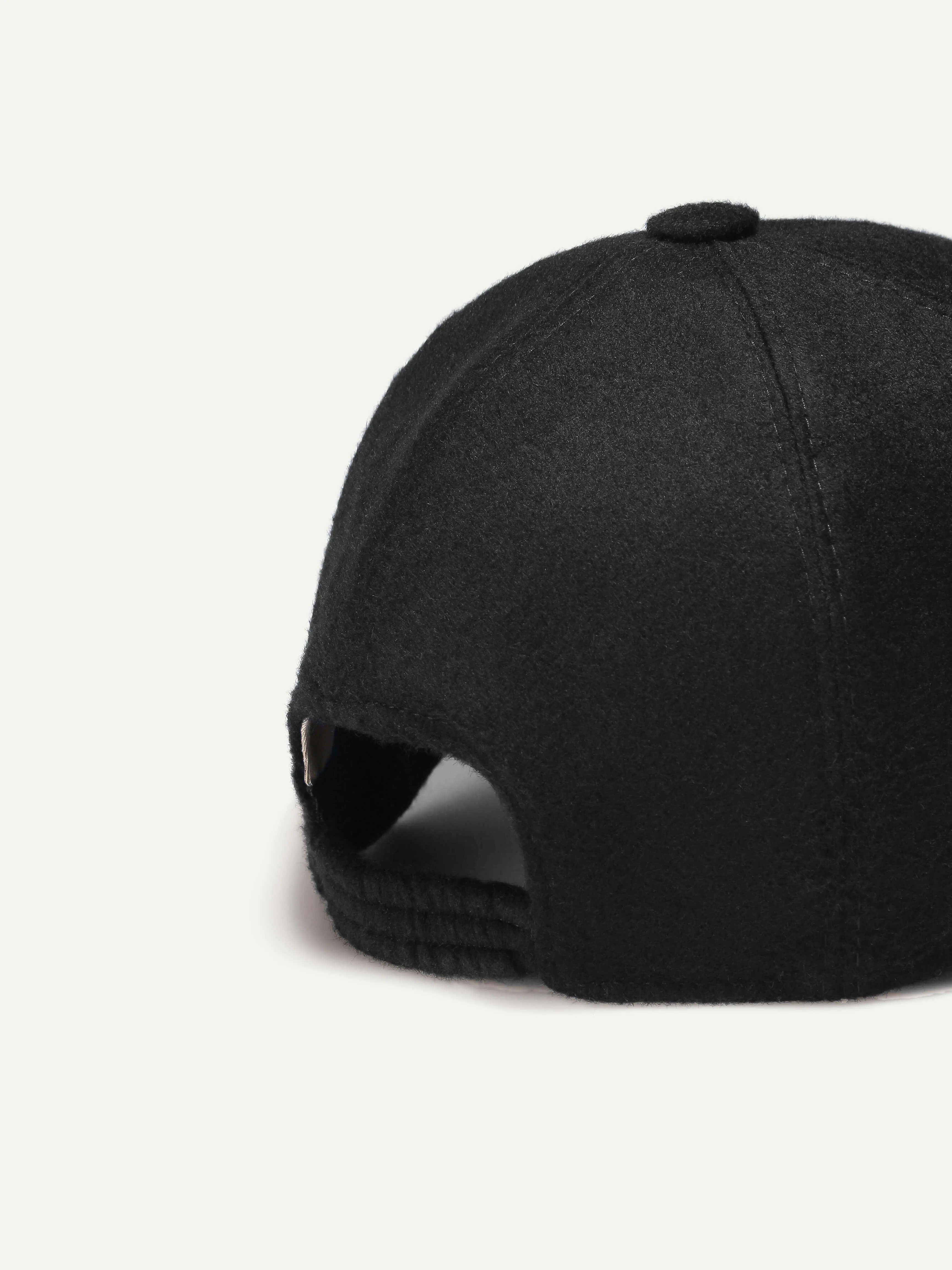 Black Baseball Cap