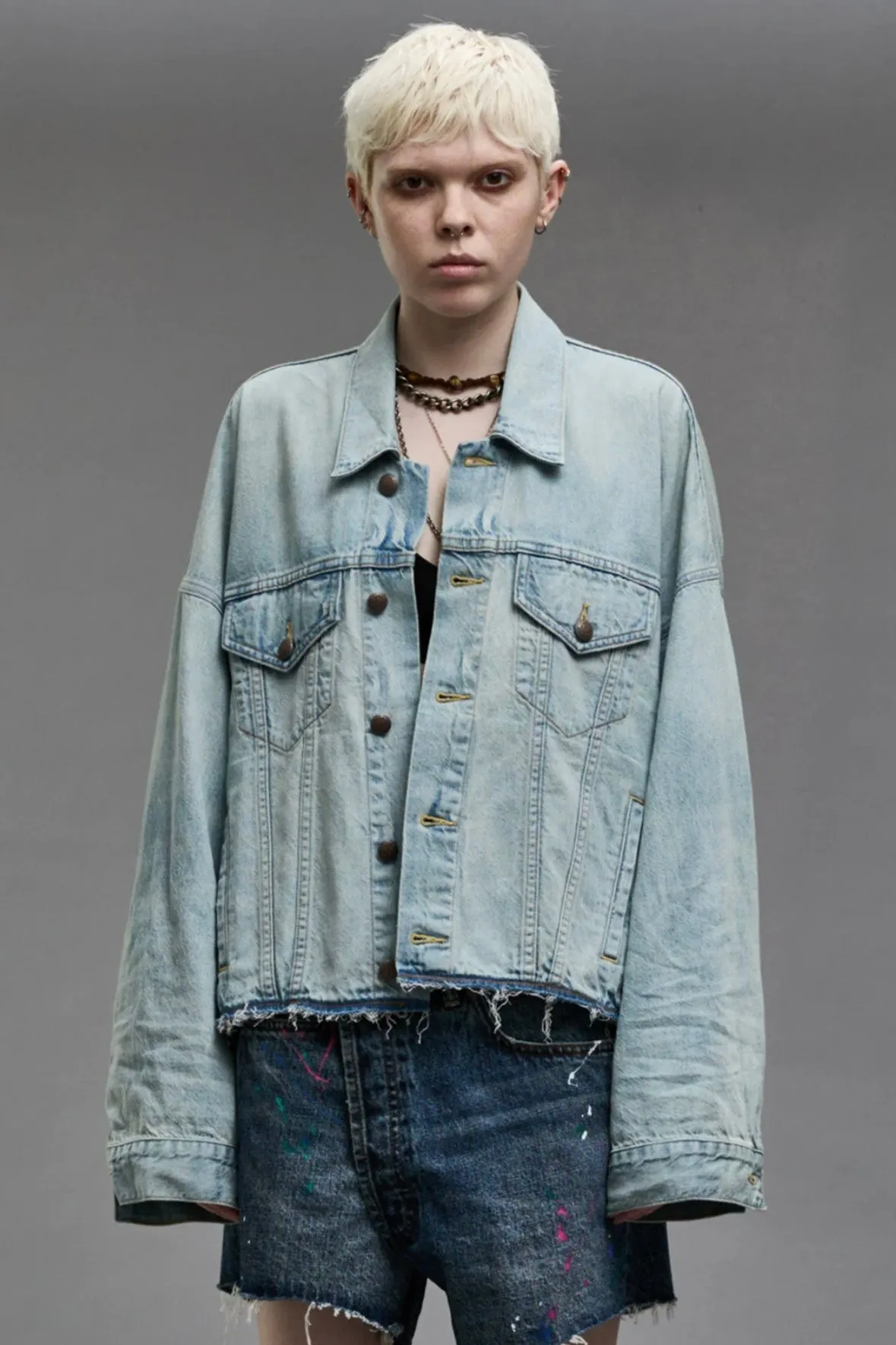 OVERSIZED CUT-OFF TRUCKER JACKET